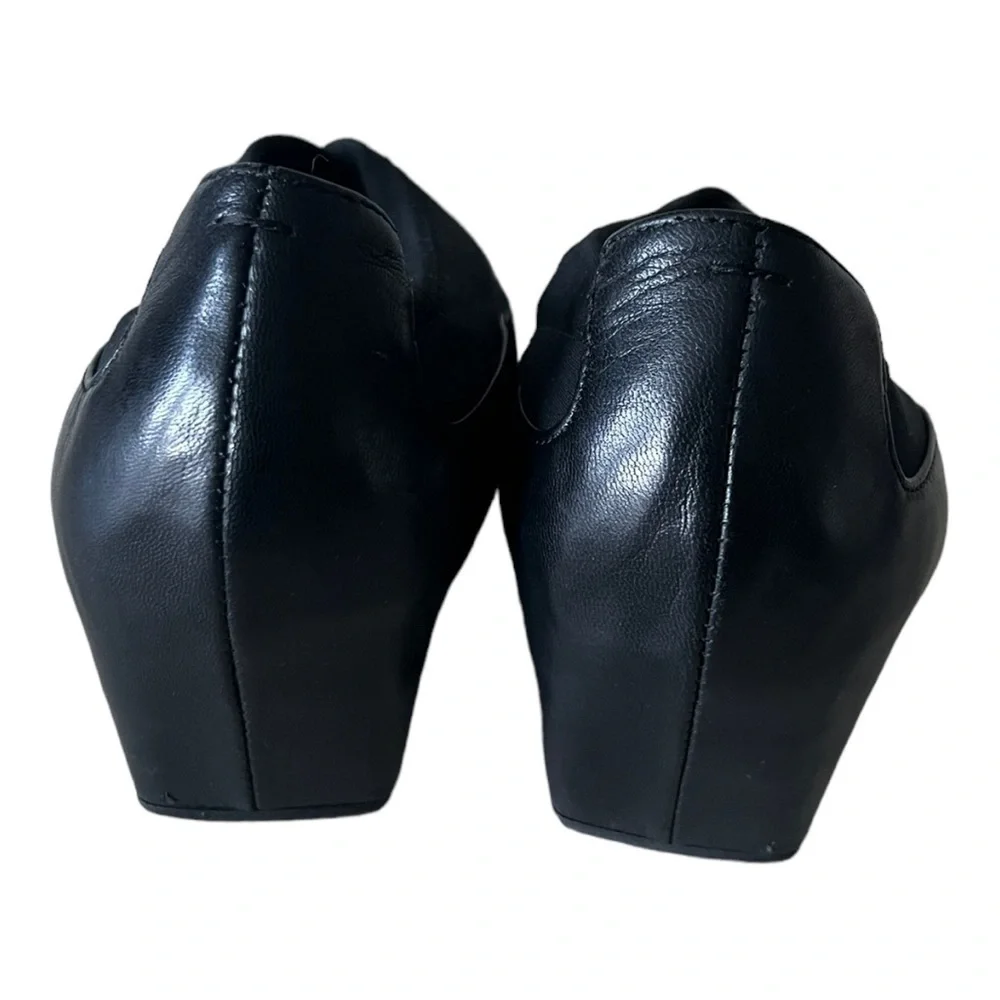 Pas De Rouge Black Leather Wedge Heel Pump Size 38( US 7.5)